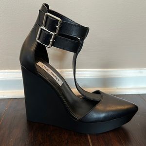 Steve Madden Black Leather Wedge Heels size 6